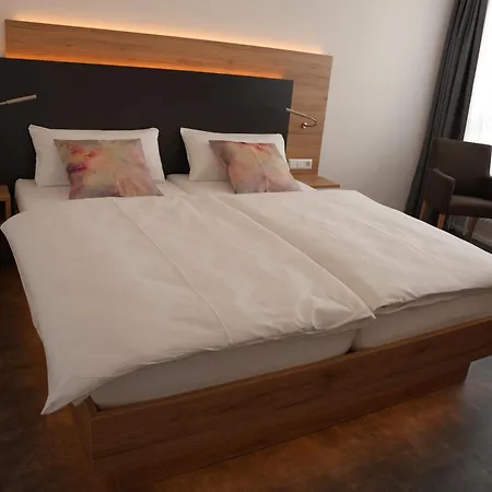 7rooms * ريوتلنجن