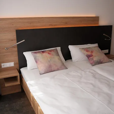 7rooms Lejlighed Reutlingen