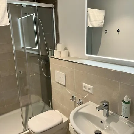 7rooms * ريوتلنجن